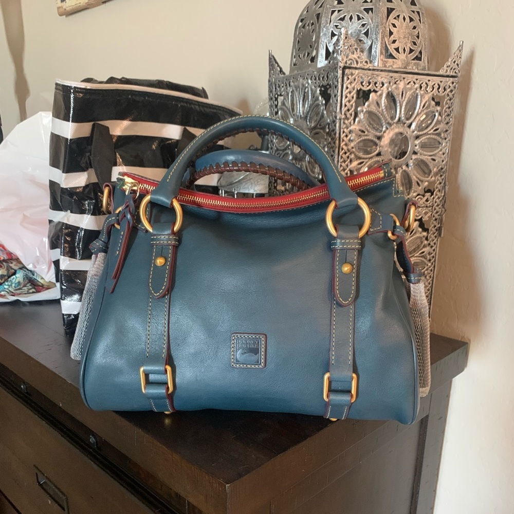 Dooney & Bourke SMALL  Satchel florentine color Denim